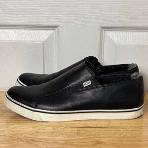 UGG S/N 3015 Black Leather Slip On Sneakers for Men shearling ankle size 11.5